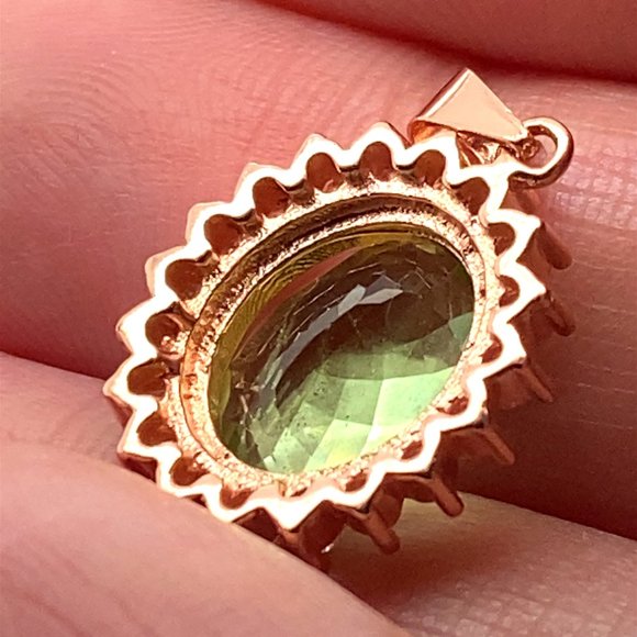 Peridot 3.50ct Rose Gold Finish Solid 925 Sterling Silver Pendant - Picture 2 of 6